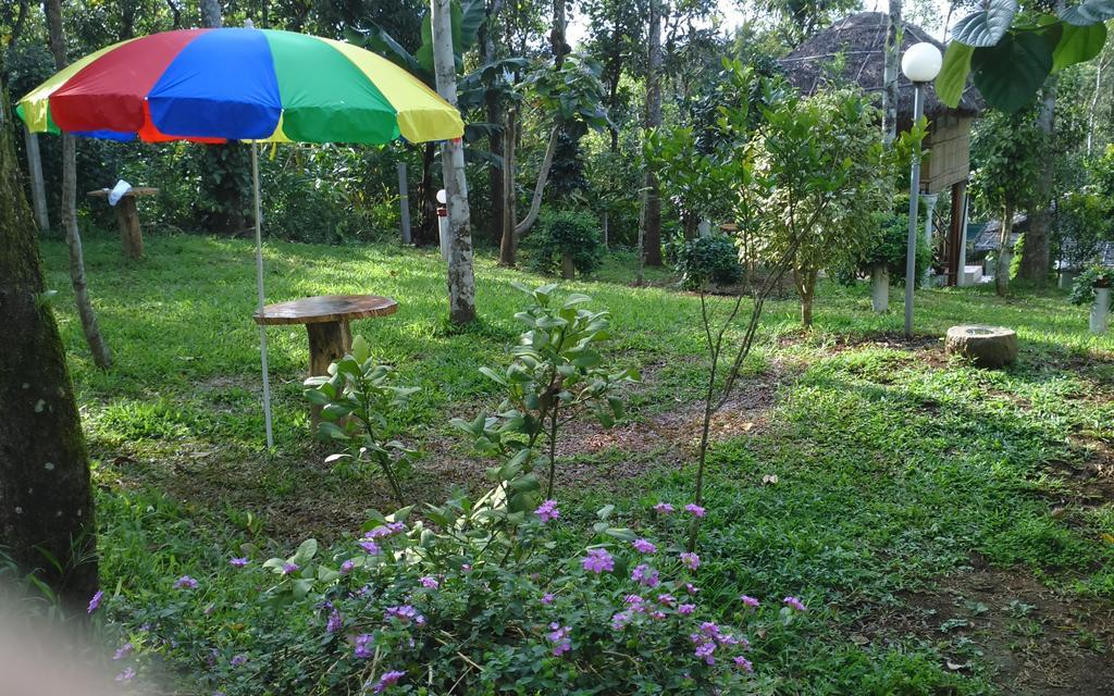 Green Ark Resorts Thekkady Esterno foto