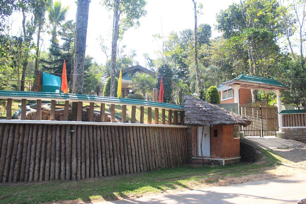 Green Ark Resorts Thekkady Esterno foto